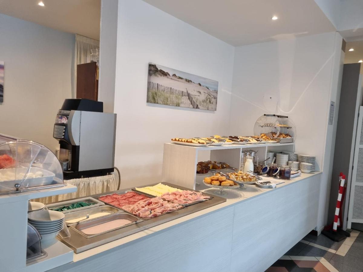 Hotel Serenella Лидо ди Йезоло Екстериор снимка