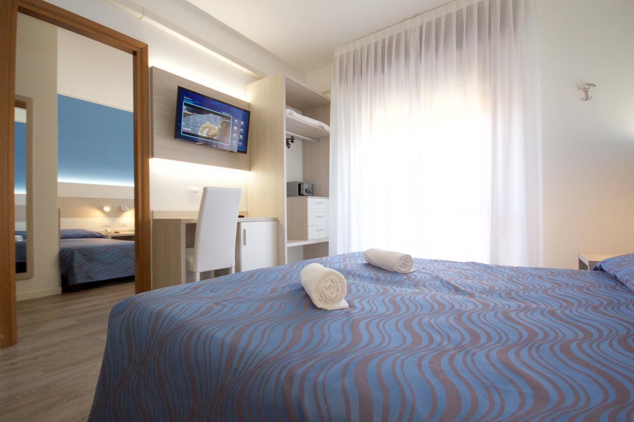 Hotel Serenella Лидо ди Йезоло Екстериор снимка